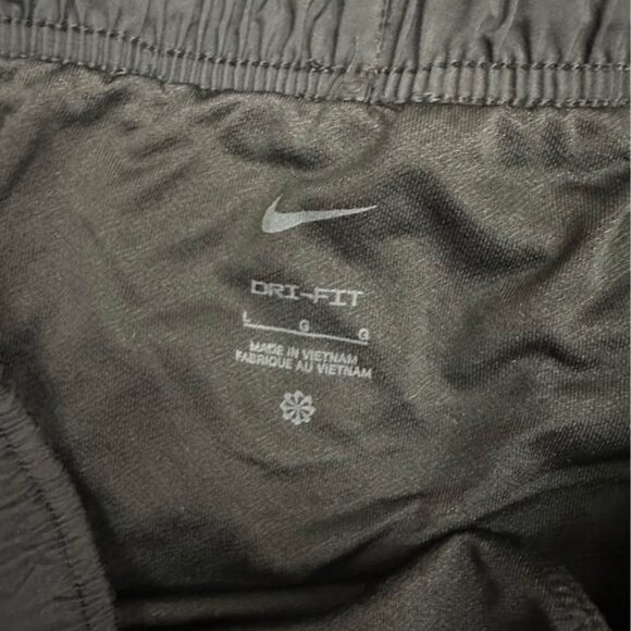 Women’s Nike Shorts (2 pairs) Tempo Dri Fit Mid Rise 3" Lined Running Shorts LG - Picture 2 of 5